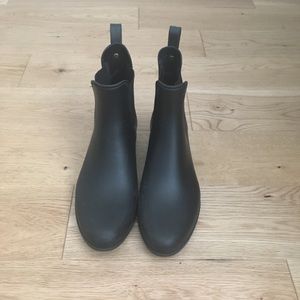 Sam Edelman Chelsea Rain boots